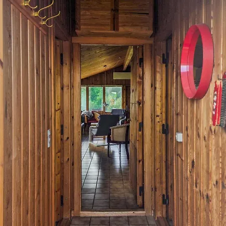 Three Bedroom In 펜션 루켄
